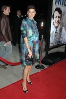 Marisa Tomei feet photo thumbnail