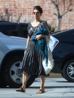Marisa Tomei feet photo thumbnail