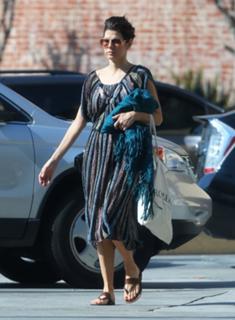 Marisa Tomei feet photo thumbnail