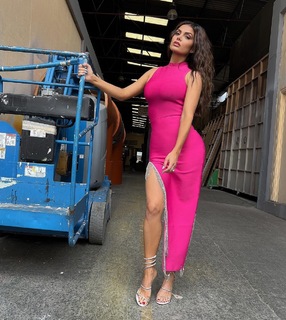 Marisol González feet photo thumbnail