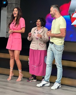 Marisol González feet photo thumbnail