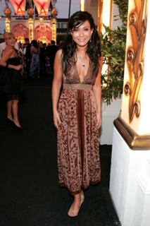 Marisol Nichols feet photo thumbnail