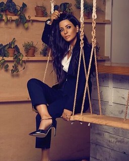 Marisol Nichols feet photo thumbnail