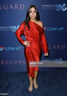 Marisol Nichols feet photo thumbnail