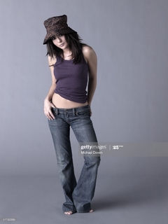 Marisol Nichols feet photo thumbnail