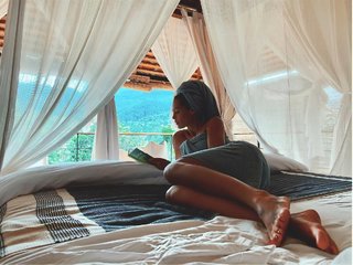 Mariya Gorban feet photo thumbnail