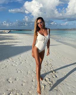 Mariya Gorban feet photo thumbnail