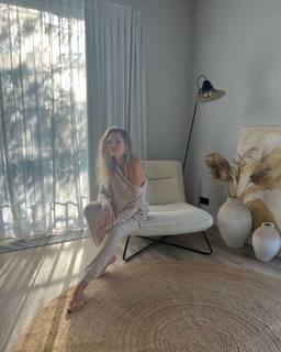 Mariya Gorban feet photo thumbnail