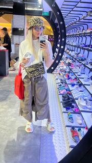 Mariya Gorban feet photo thumbnail