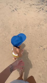 Mariya Gorban feet photo thumbnail