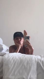 Mariya Gorban feet photo thumbnail