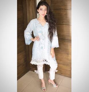 Mariyam Nafees feet photo 19