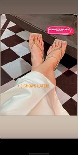 Mariyam Nafees feet photo 10