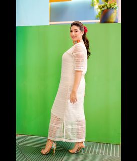 Mariyam Nafees feet photo 4