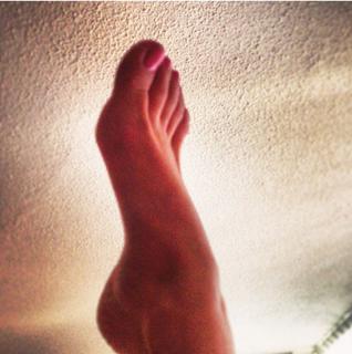 Marjorie De Sousa feet photo thumbnail