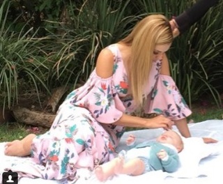 Marjorie De Sousa feet photo thumbnail