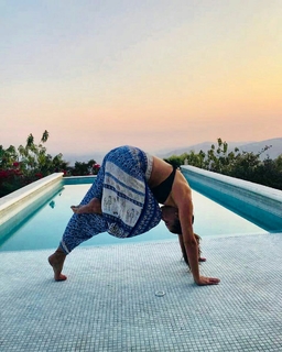 Marjorie De Sousa feet photo thumbnail