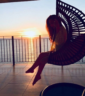 Marjorie De Sousa feet photo thumbnail