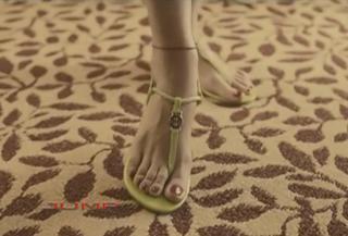 Marjorie De Sousa feet photo thumbnail