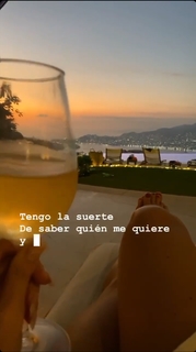 Marjorie De Sousa feet photo thumbnail