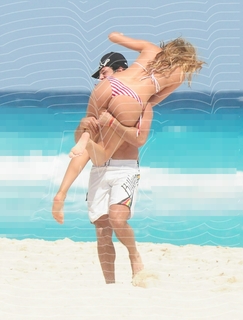 Marjorie De Sousa feet photo thumbnail