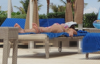 Marjorie De Sousa feet photo thumbnail