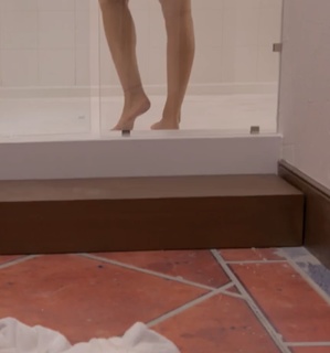 Marjorie De Sousa feet photo thumbnail