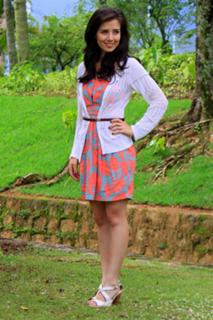 Marjorie Estiano feet photo thumbnail