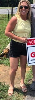 Marjorie Taylor Greene feet photo thumbnail