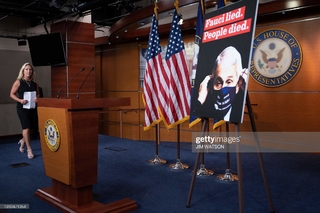 Marjorie Taylor Greene feet photo thumbnail