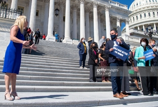 Marjorie Taylor Greene feet photo thumbnail