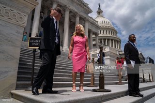 Marjorie Taylor Greene feet photo thumbnail