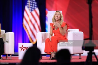 Marjorie Taylor Greene feet photo thumbnail