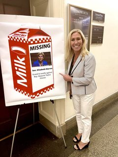 Marjorie Taylor Greene feet photo thumbnail