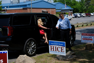 Marjorie Taylor Greene feet photo thumbnail