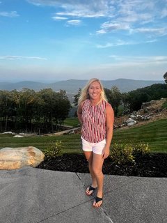 Marjorie Taylor Greene feet photo thumbnail