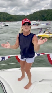 Marjorie Taylor Greene feet photo thumbnail