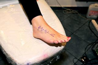 Markéta Konvicková feet photo 11
