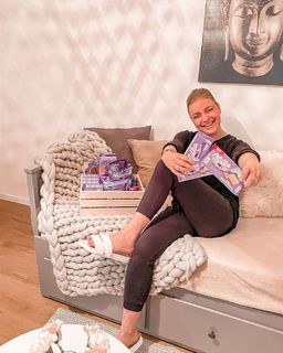 Markéta Konvicková feet photo 1