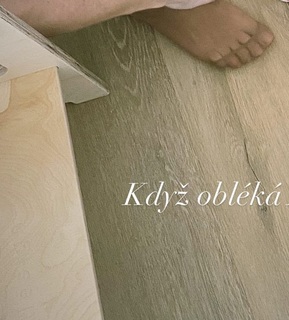 Markéta Konvicková feet photo 3