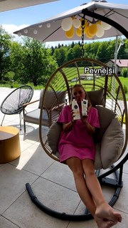 Markéta Konvicková feet photo 11