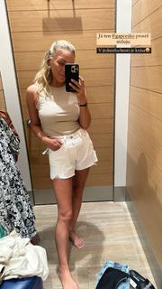 Markéta Konvicková feet photo 4