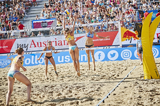 Markéta Sluková feet photo 2