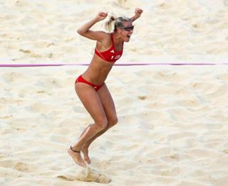 Markéta Sluková feet photo 3