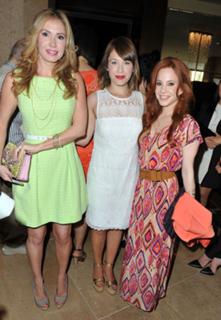 Marla Sokoloff feet photo thumbnail