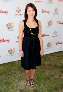 Marla Sokoloff feet photo thumbnail
