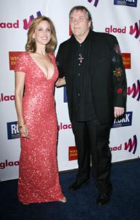 Marlee Matlin feet photo thumbnail