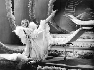 Marlene Dietrich feet photo 20