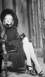 Marlene Dietrich feet photo 17