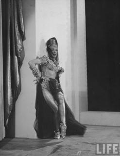Marlene Dietrich feet photo 5